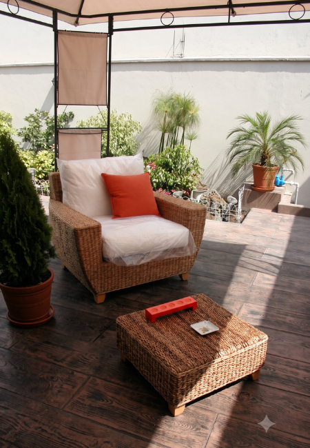 Piso de madera en terraza en Miraflores