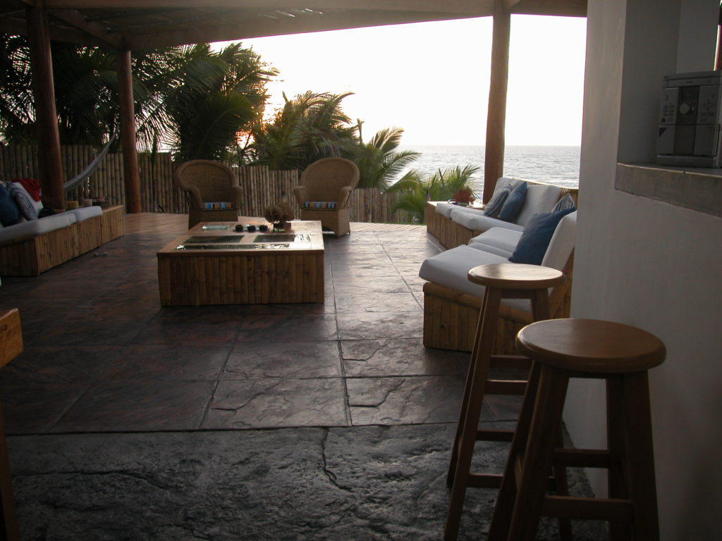 Terraza en mancora con vista al mar